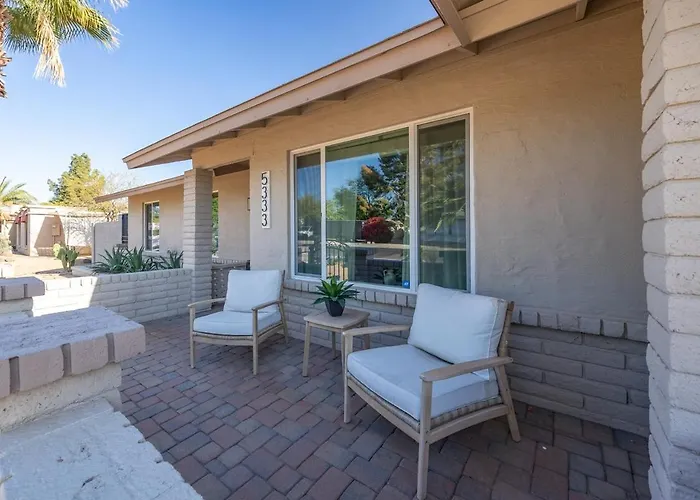 Heated Pool Sleeps 8 Amenities! House On Hearn Holiday home